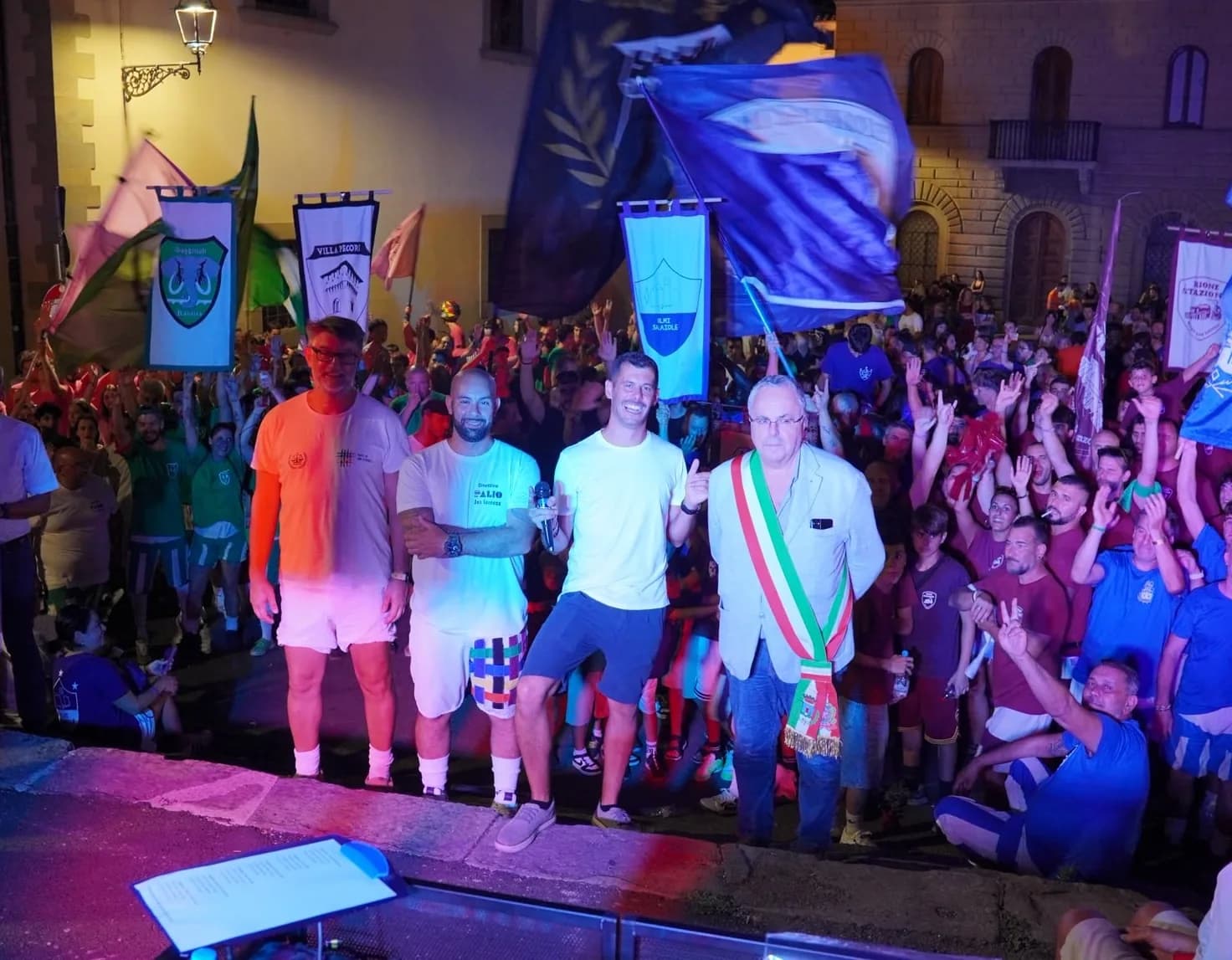 La serata di presentazione dei rioni del Palio La serata di presentazione dei rioni del Palio
